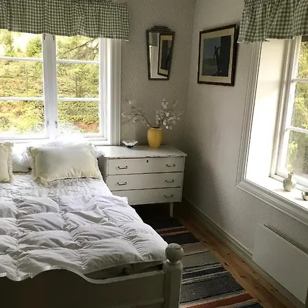 Nedre Skogtun By Norgesbooking