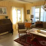 Nedre Skogtun By Norgesbooking